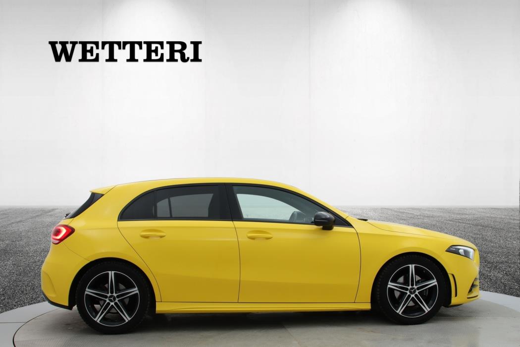 MERCEDES-BENZ A 2021