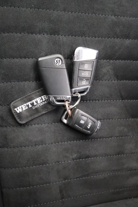 VOLKSWAGEN Passat 2018