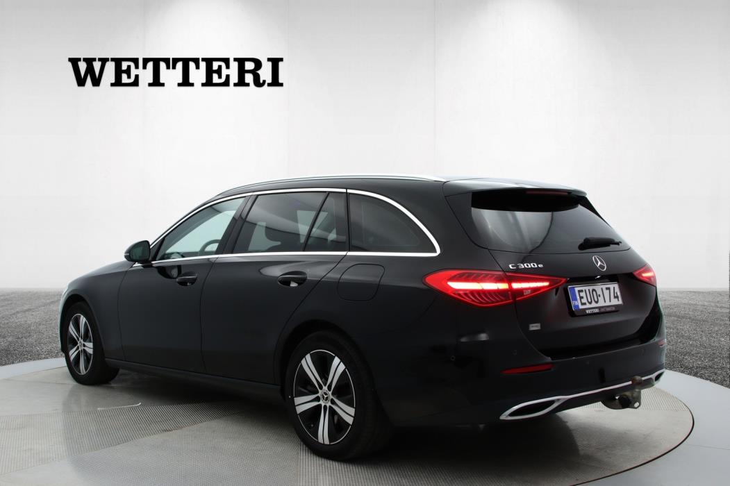 MERCEDES-BENZ C 2022