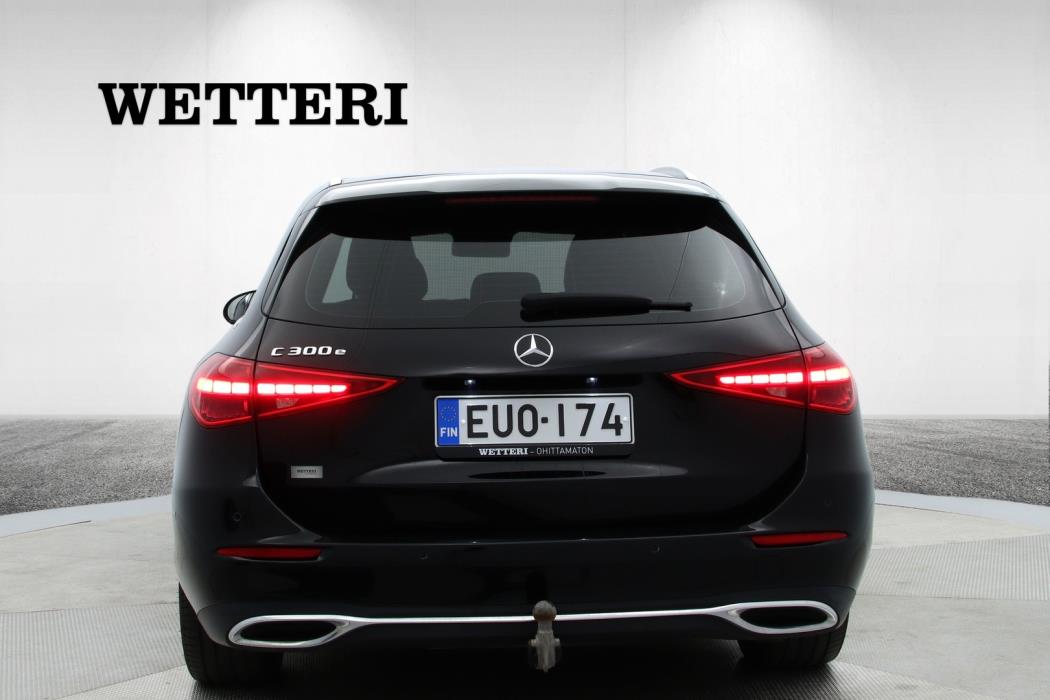 MERCEDES-BENZ C 2022