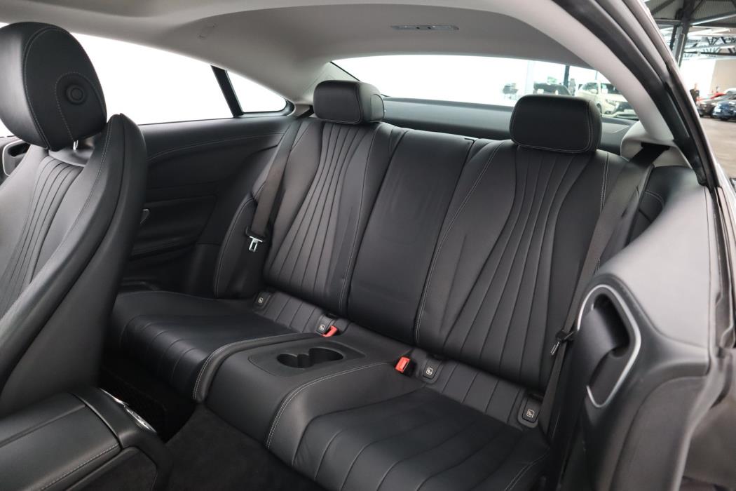 MERCEDES-BENZ E 2019