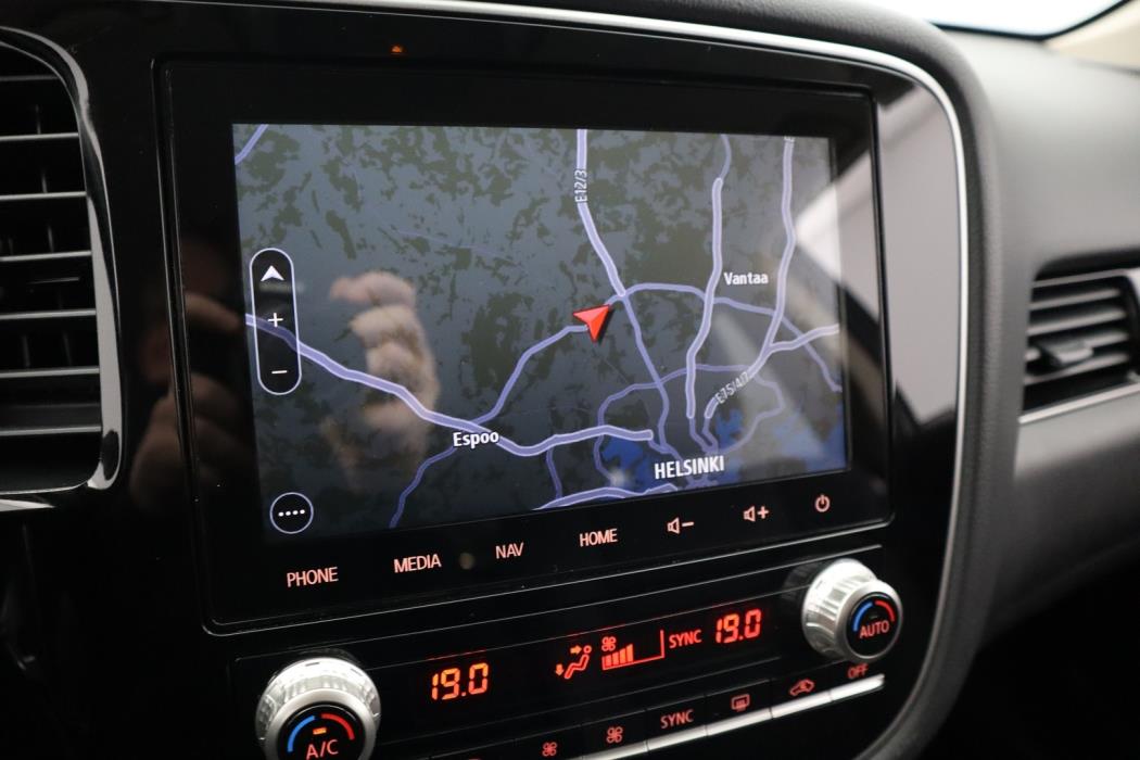 MITSUBISHI Outlander PHEV 2021