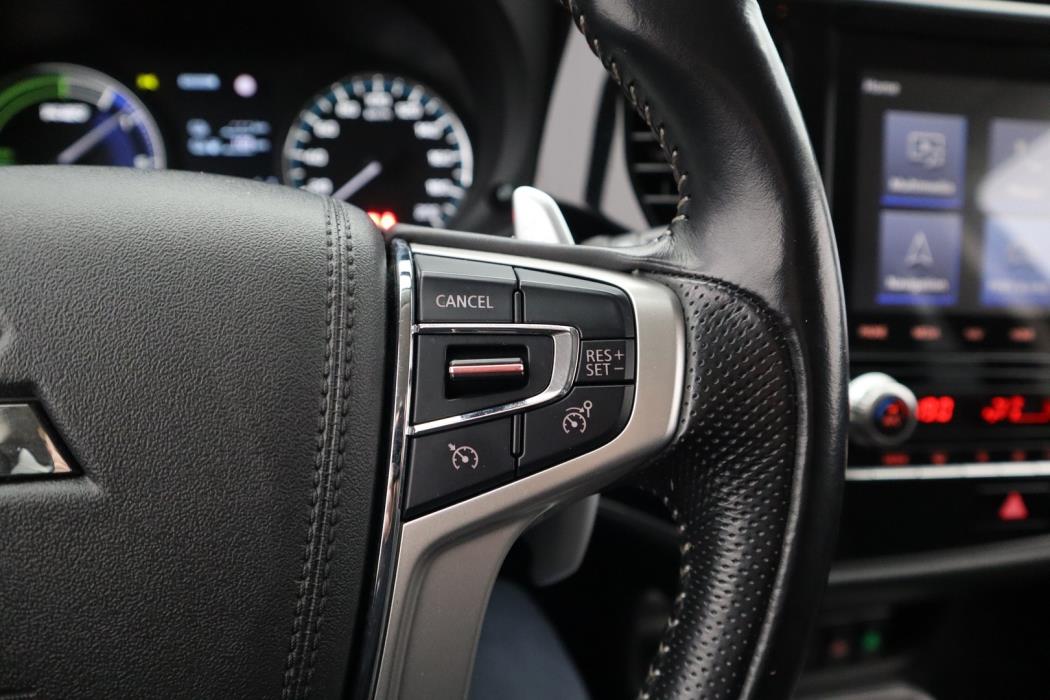 MITSUBISHI Outlander PHEV 2021