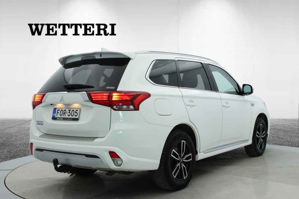 MITSUBISHI Outlander PHEV 2021