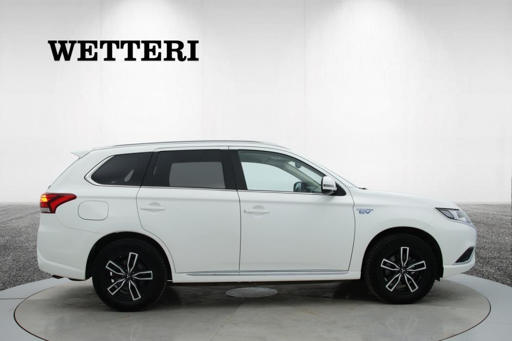 MITSUBISHI Outlander PHEV 2021