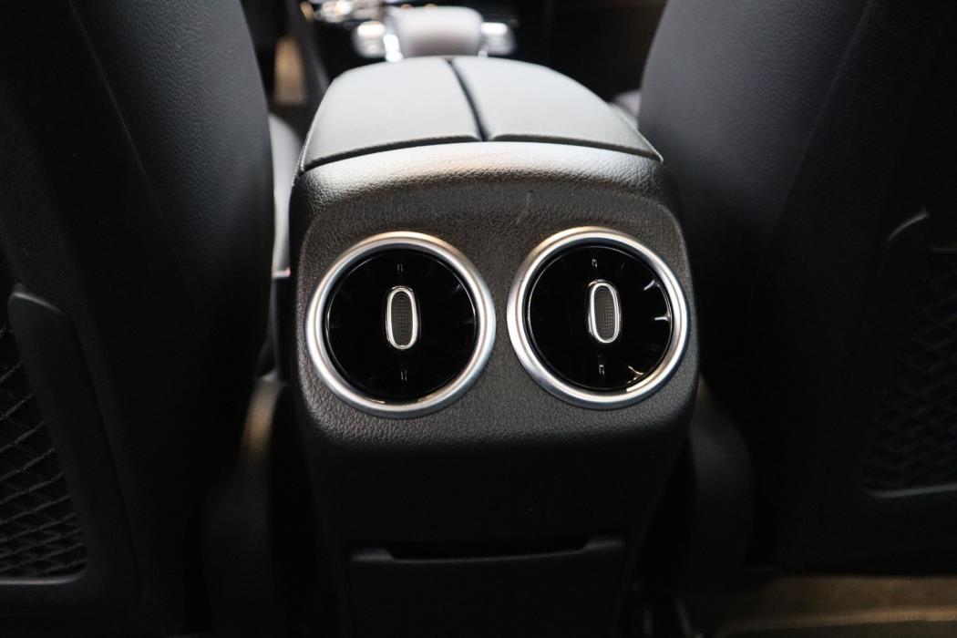 MERCEDES-BENZ CLA 2020
