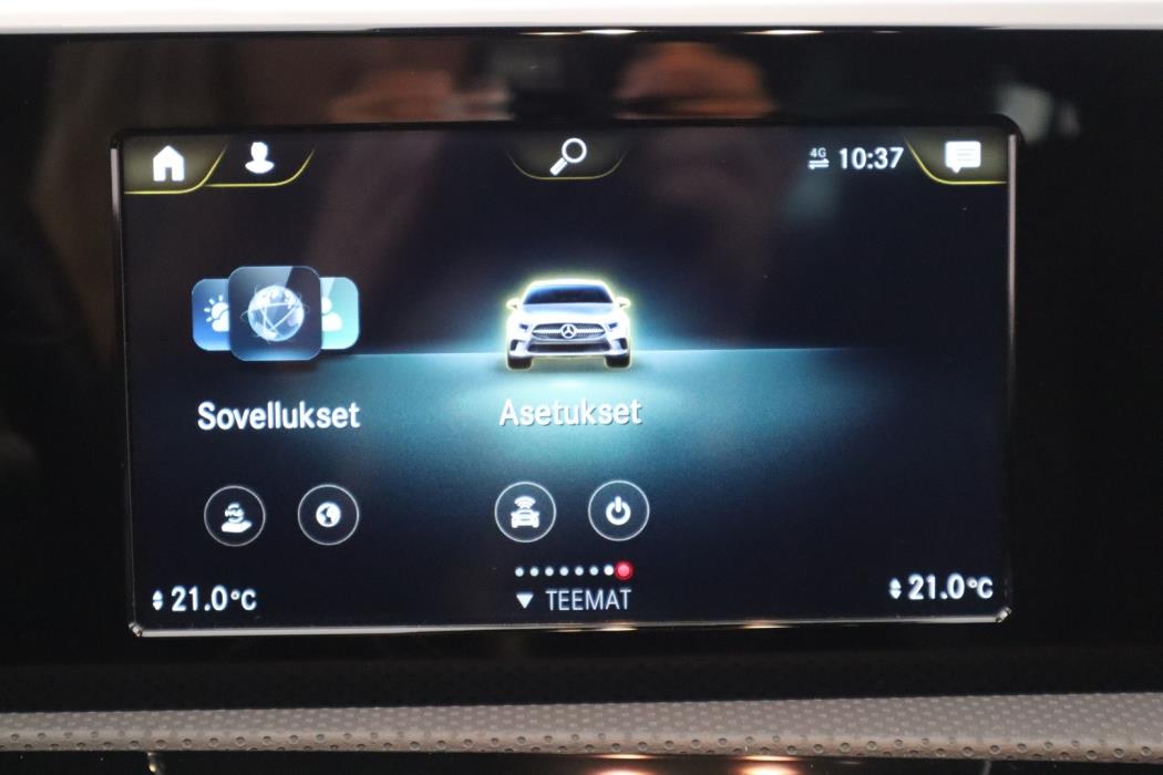 MERCEDES-BENZ CLA 2020