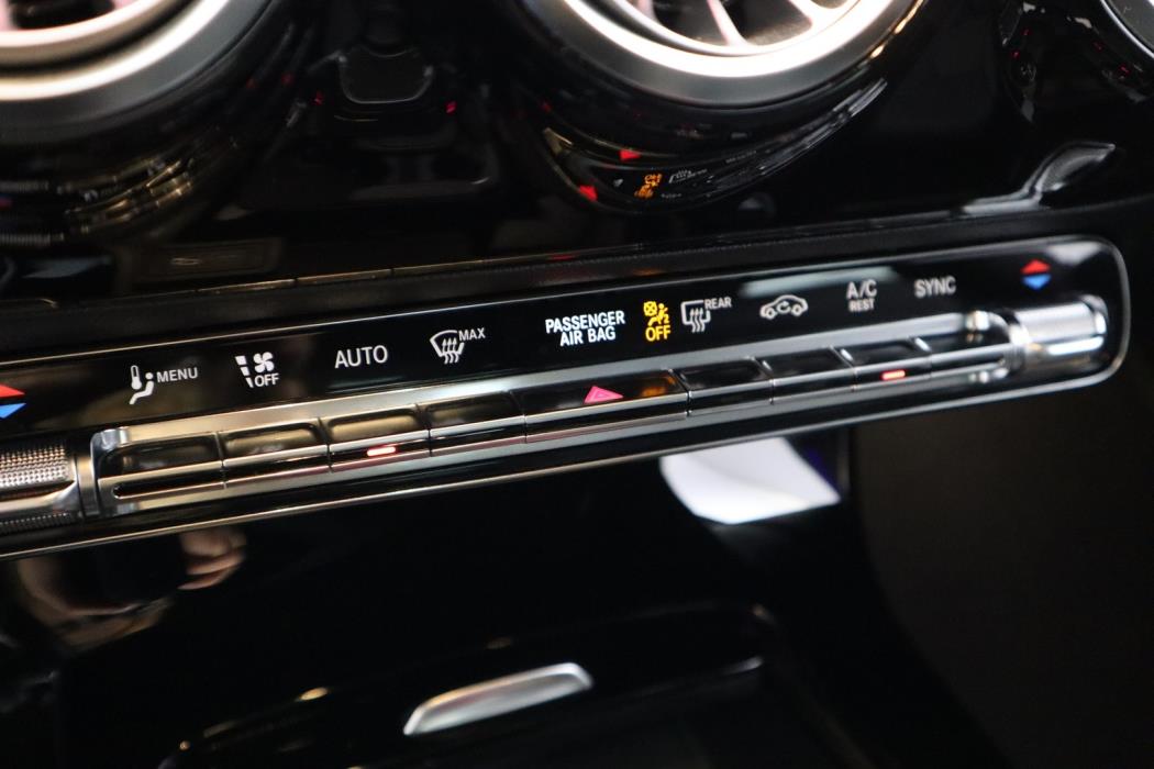 MERCEDES-BENZ CLA 2020