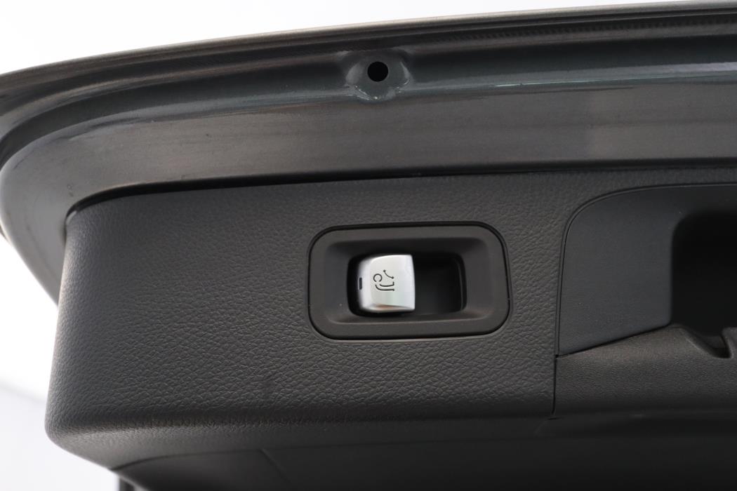 MERCEDES-BENZ GLC 2020