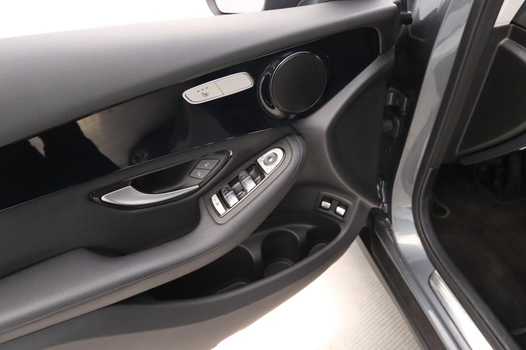 MERCEDES-BENZ GLC 2020