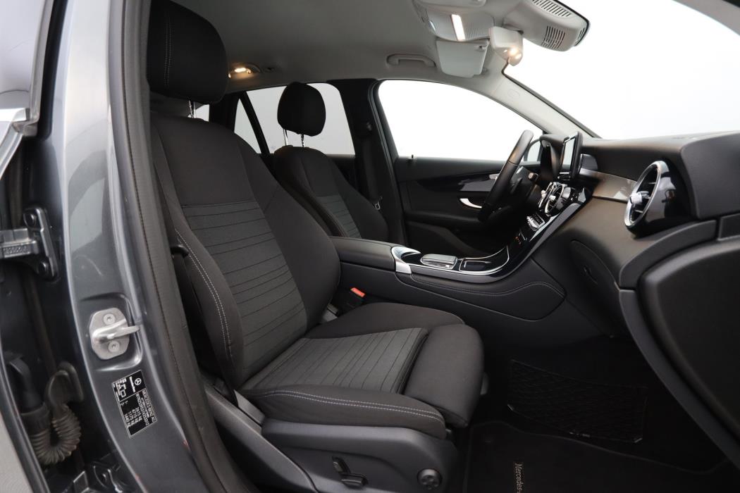 MERCEDES-BENZ GLC 2020