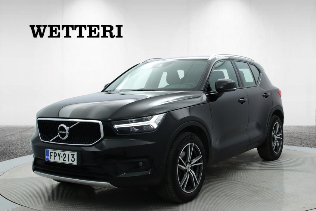VOLVO XC40 2021