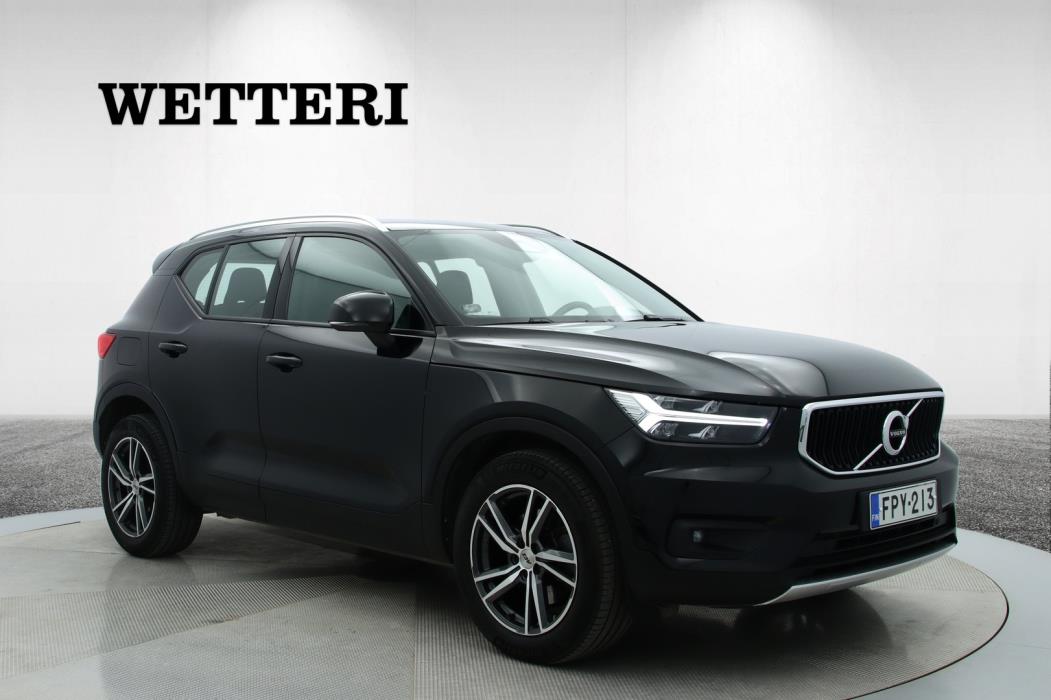 VOLVO XC40 2021