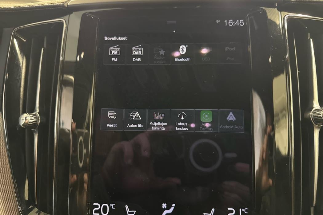 VOLVO XC60 2021