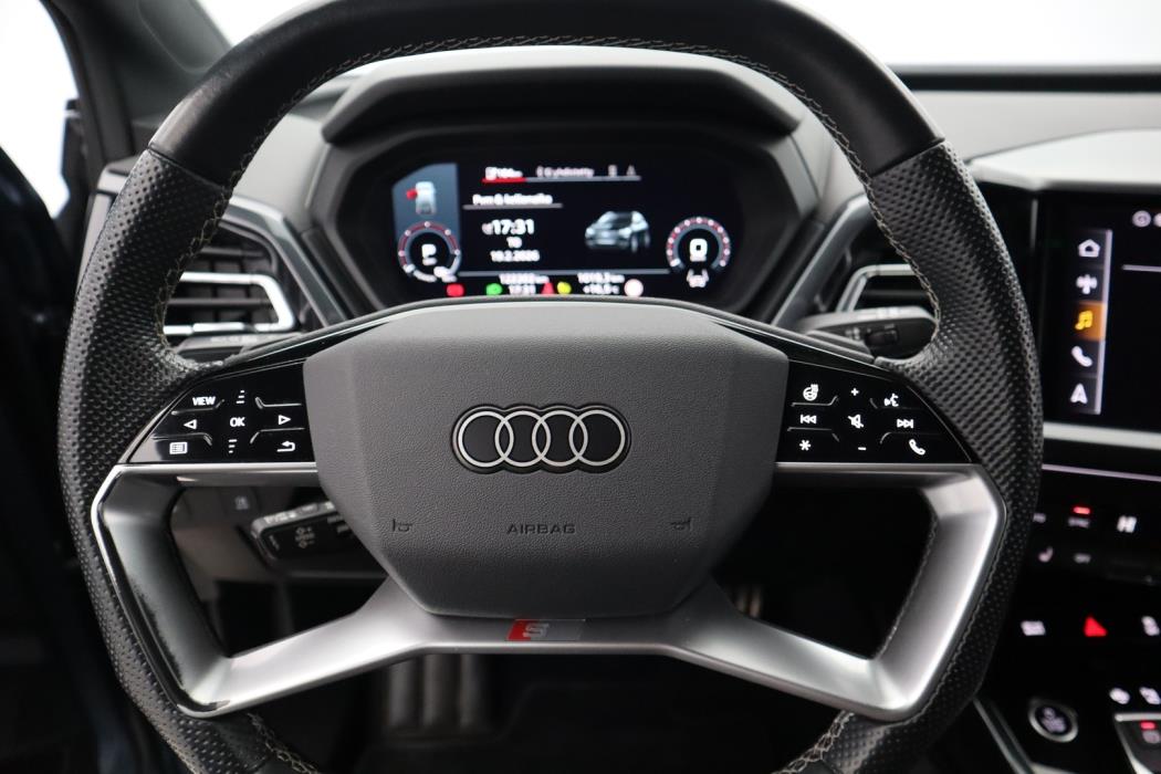 AUDI Q4 e-tron 2023