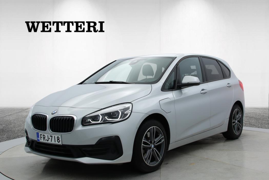 BMW 225 2020