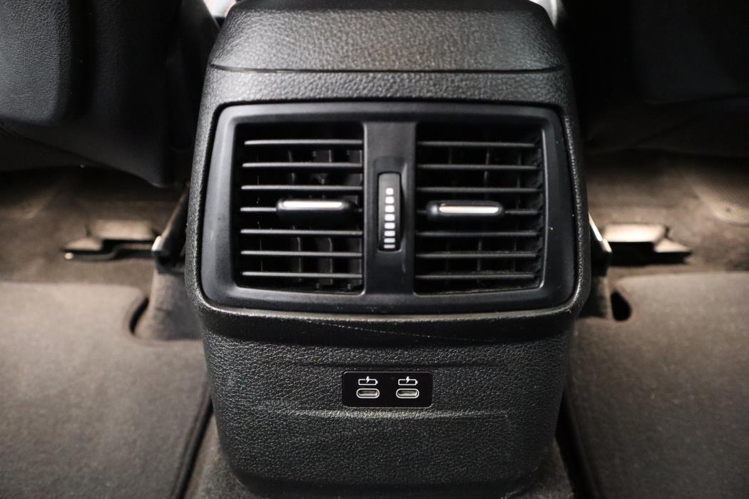 BMW 225 2020