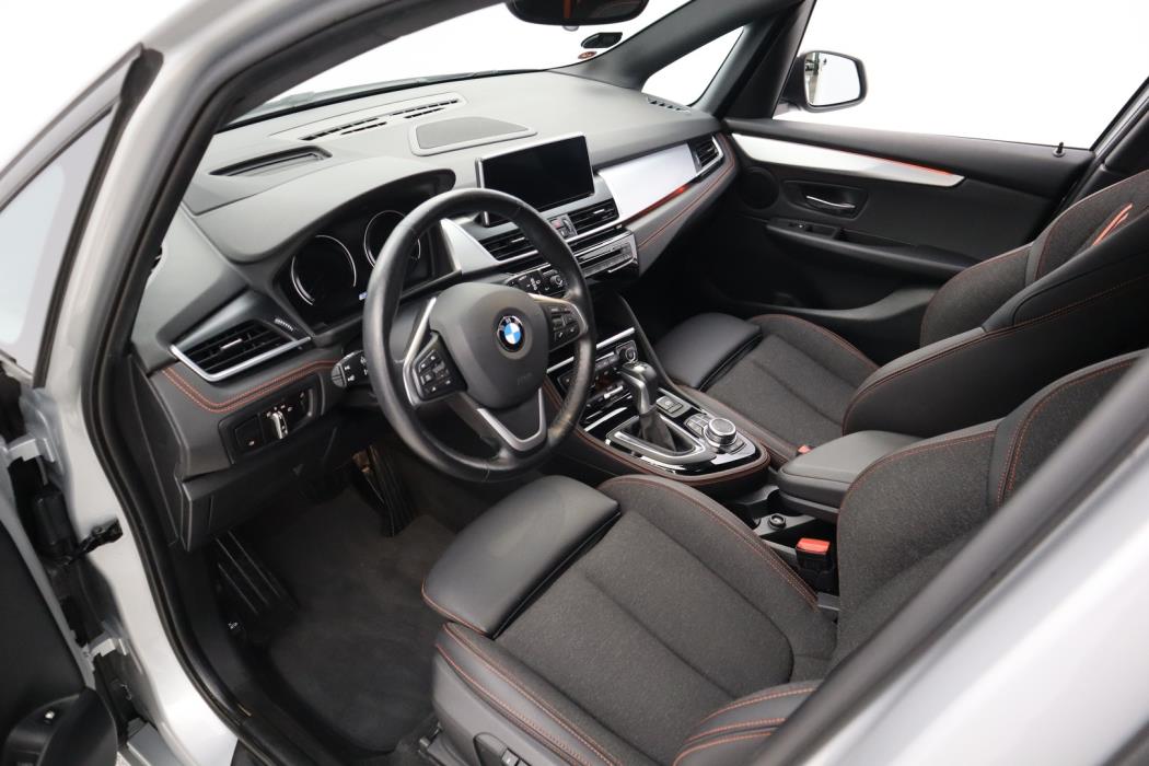 BMW 225 2020