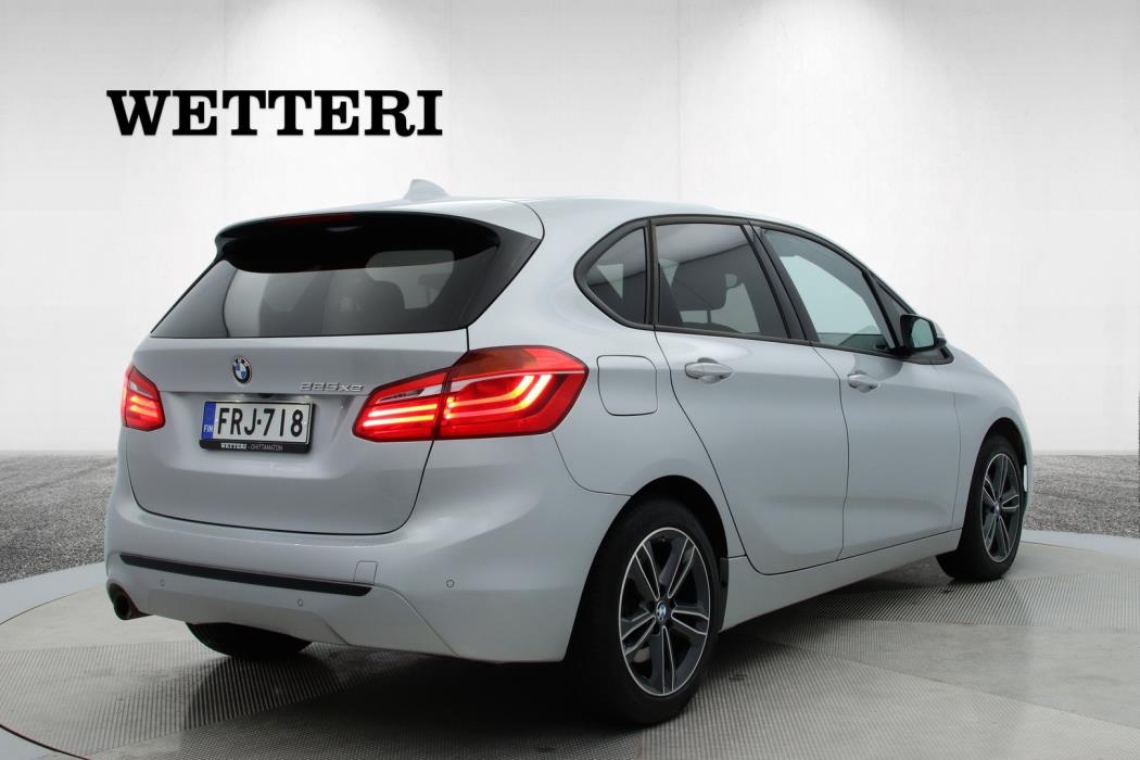 BMW 225 2020