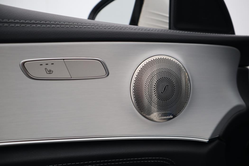 MERCEDES-BENZ E 2022