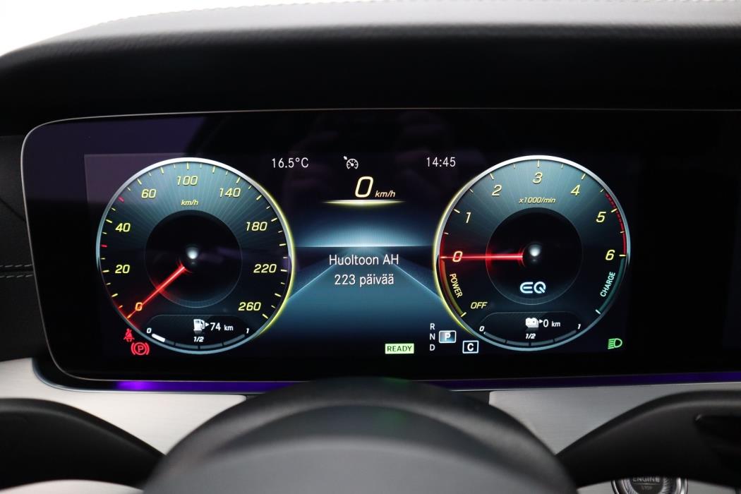 MERCEDES-BENZ E 2022