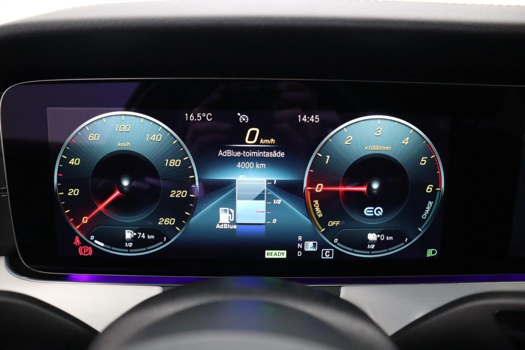 MERCEDES-BENZ E 2022