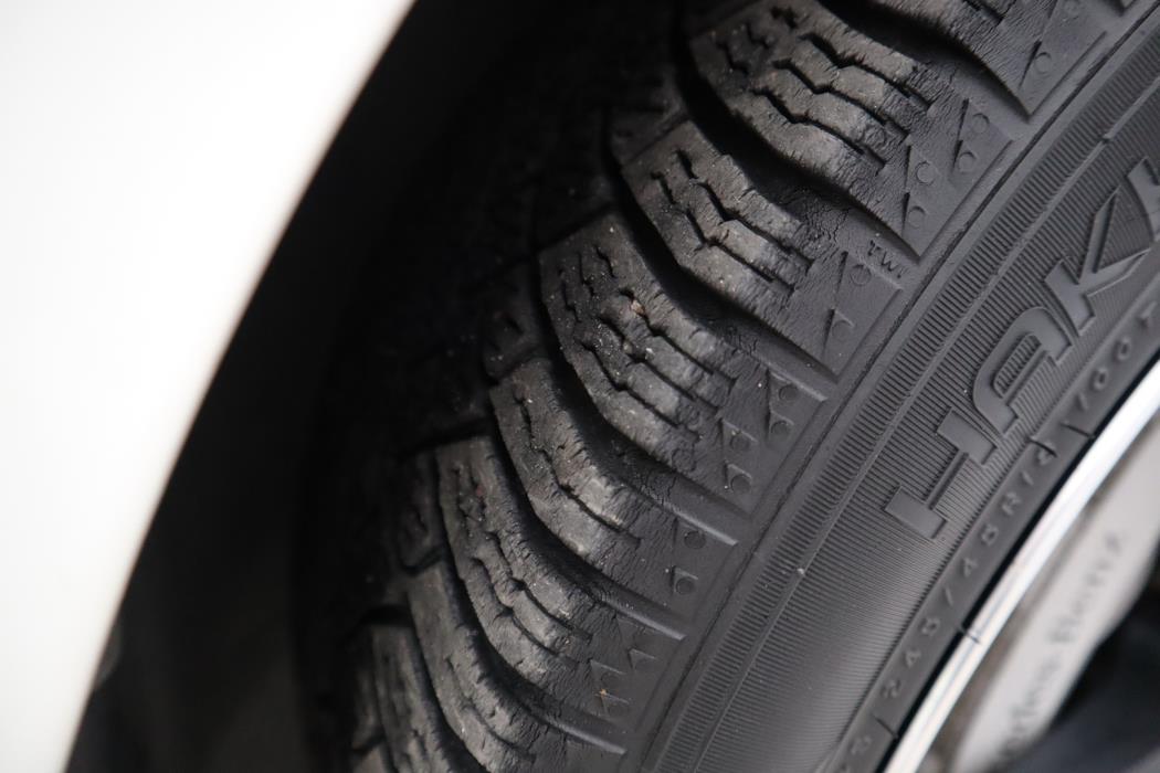 MERCEDES-BENZ E 2022