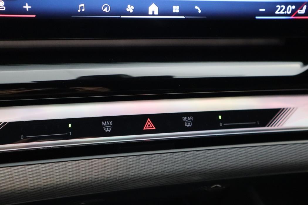 BMW i5 2024