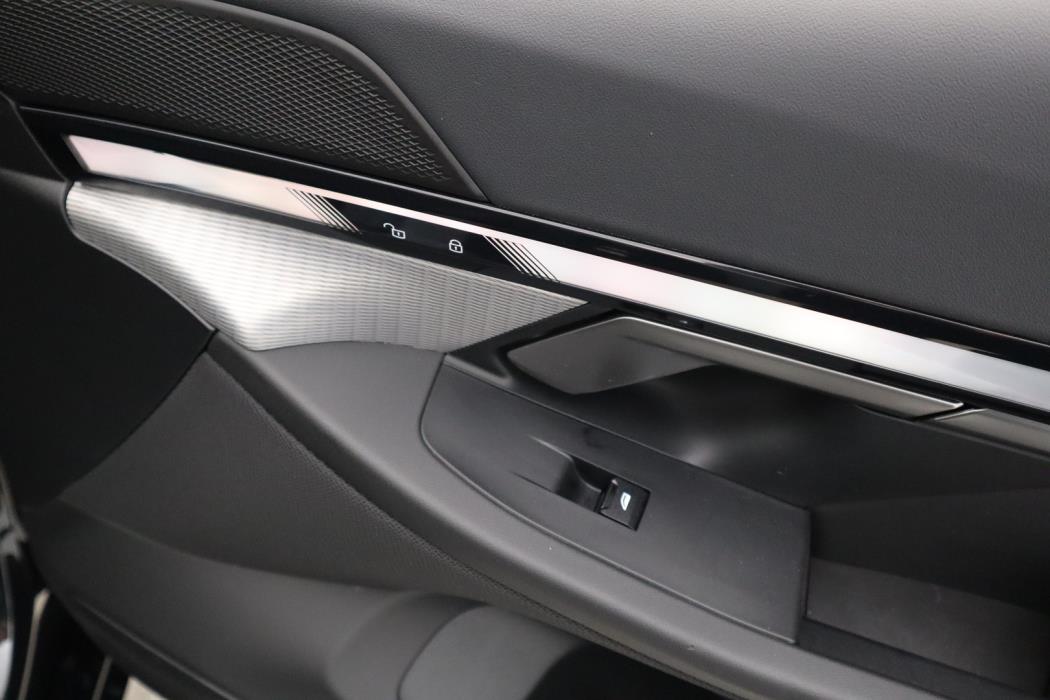 BMW i5 2024
