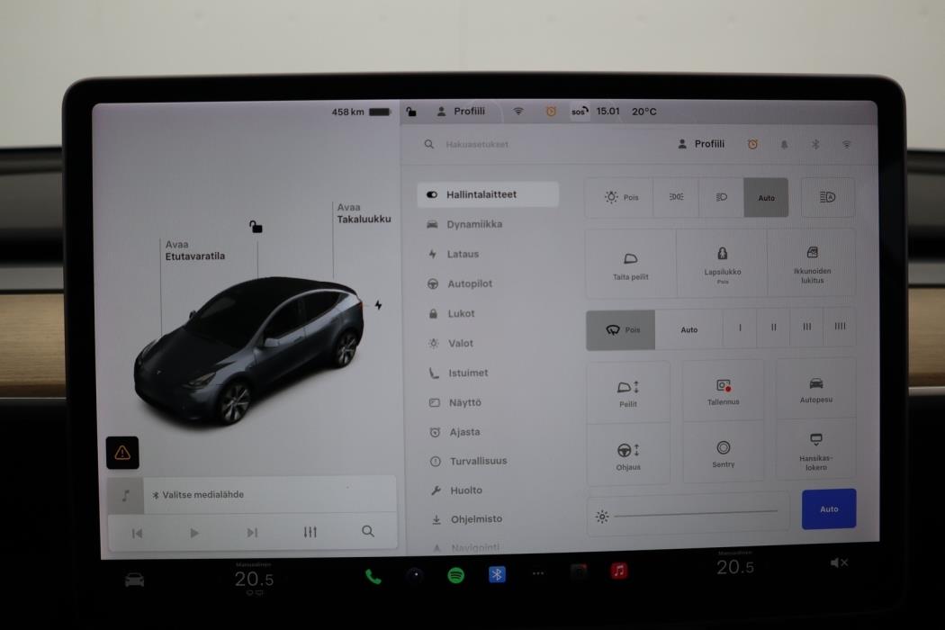 TESLA Model Y 2022