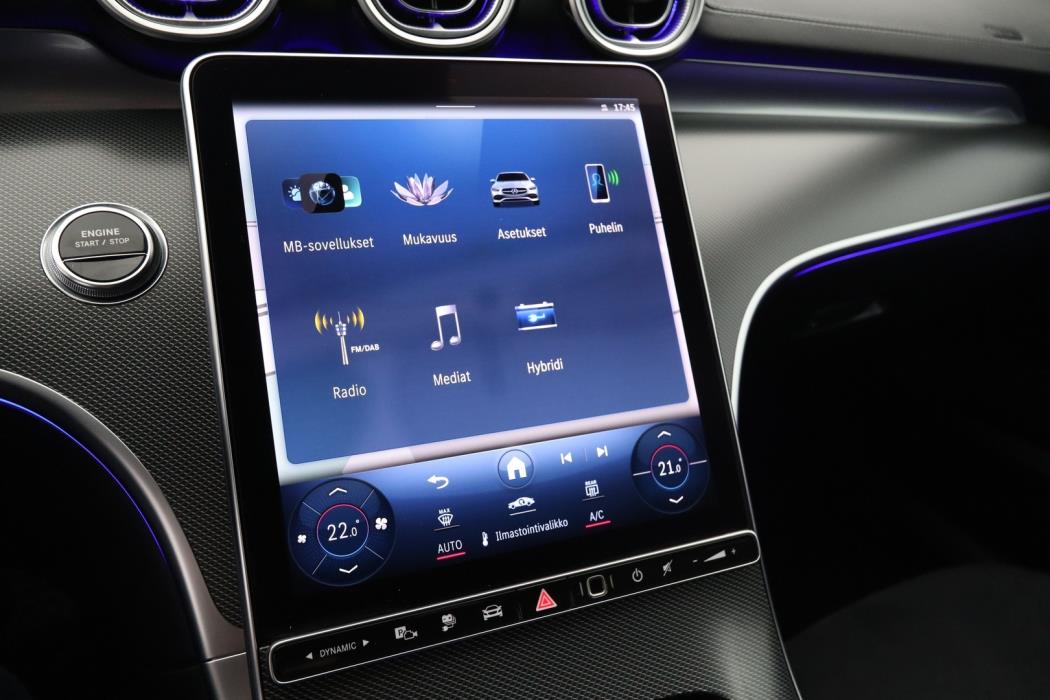 MERCEDES-BENZ C 2023