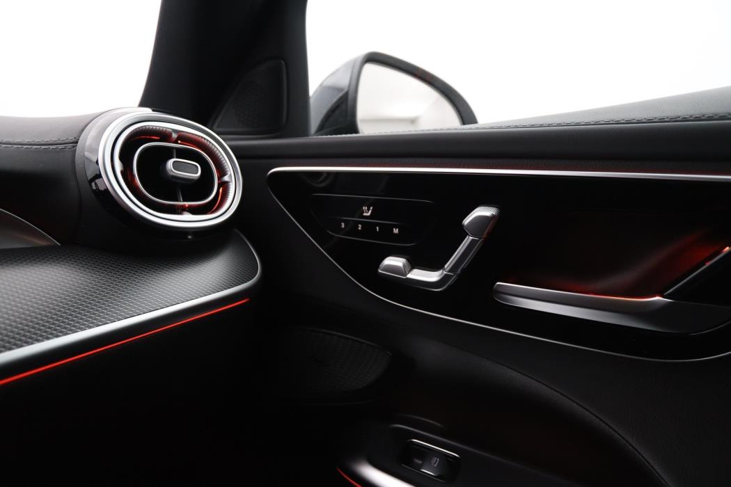 MERCEDES-BENZ C 2023