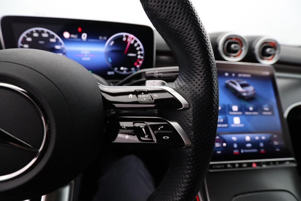 MERCEDES-BENZ C 2023