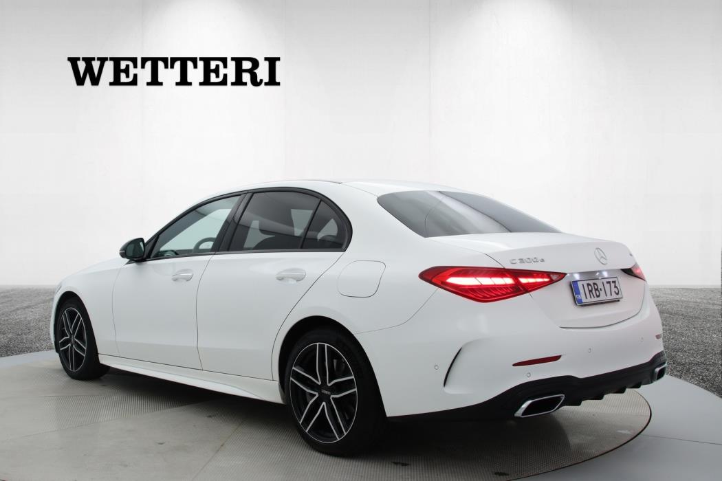 MERCEDES-BENZ C 2023