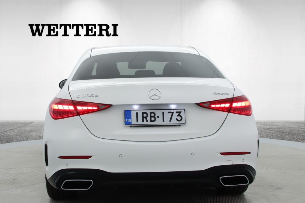 MERCEDES-BENZ C 2023