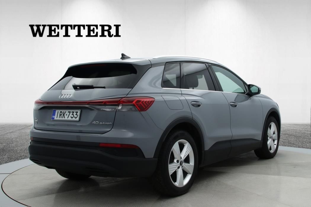 AUDI Q4 e-tron 2024