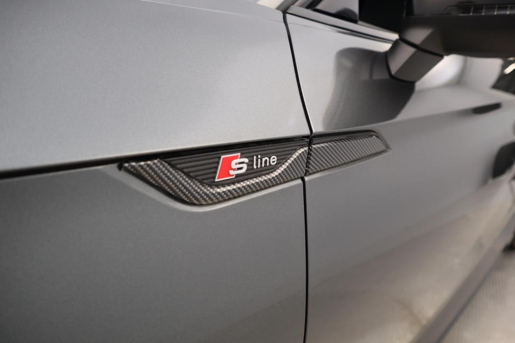 AUDI A5 2021