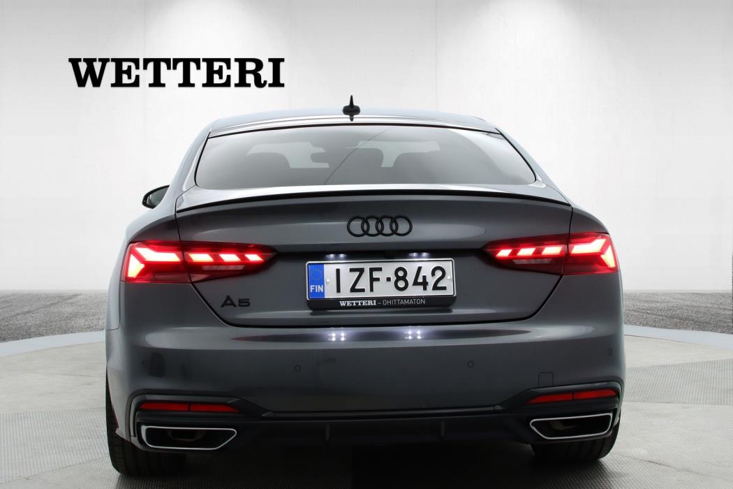 AUDI A5 2021