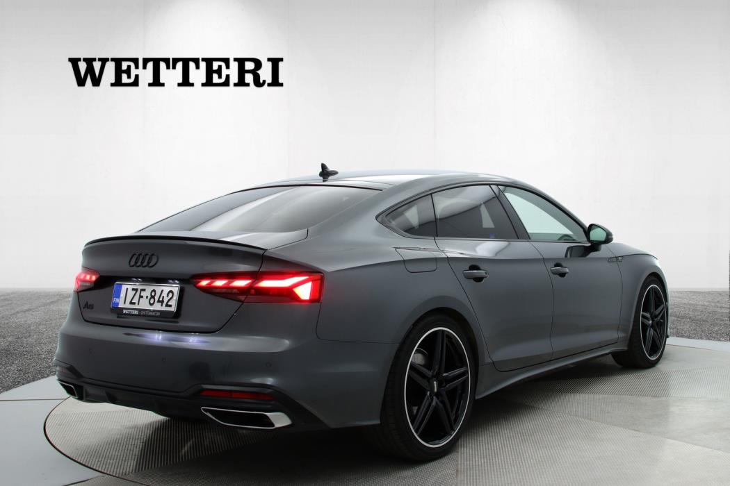 AUDI A5 2021