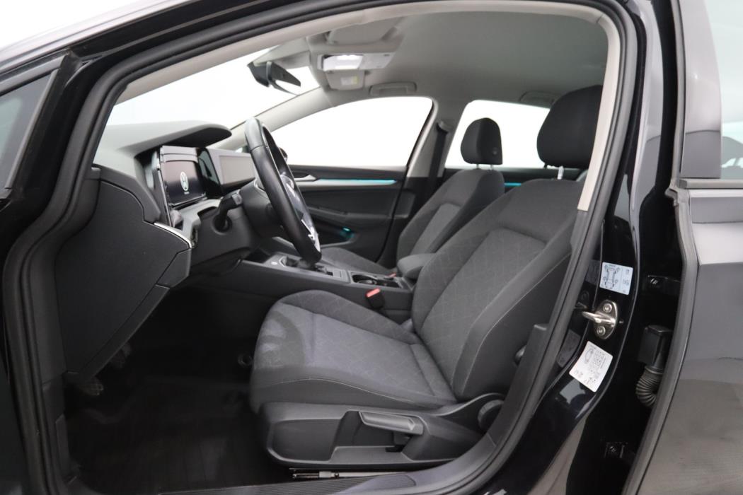 VOLKSWAGEN Golf 2021