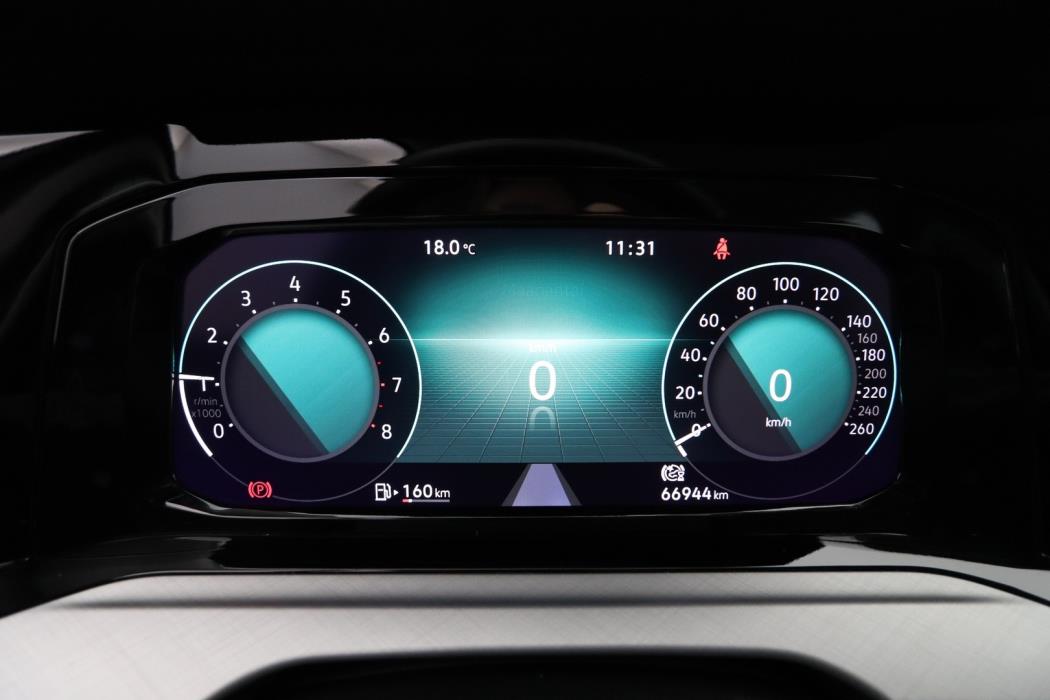 VOLKSWAGEN Golf 2021