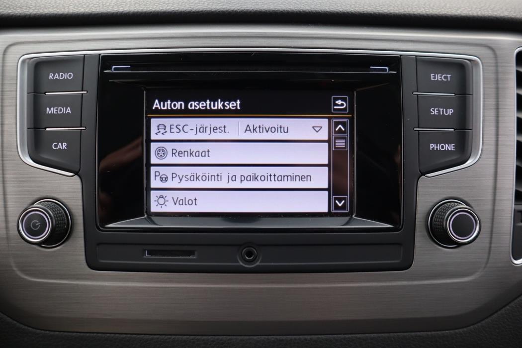 VOLKSWAGEN Golf Sportsvan 2016