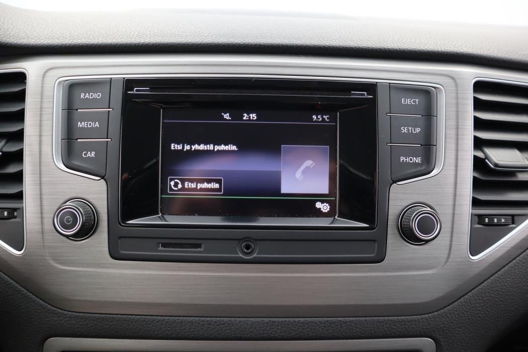 VOLKSWAGEN Golf Sportsvan 2016