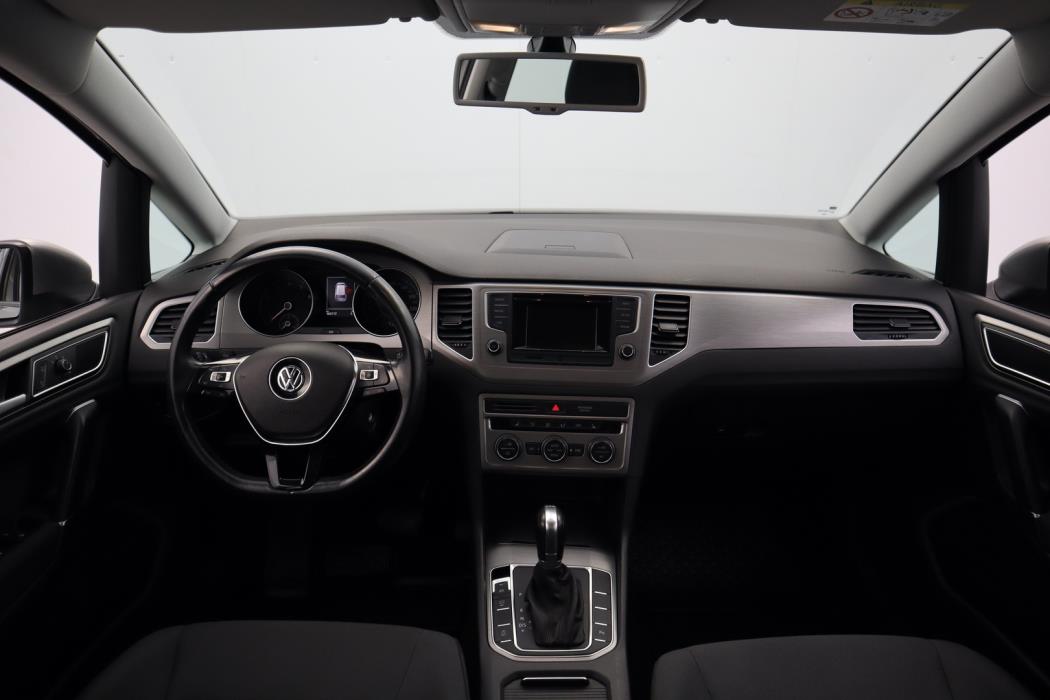 VOLKSWAGEN Golf Sportsvan 2016