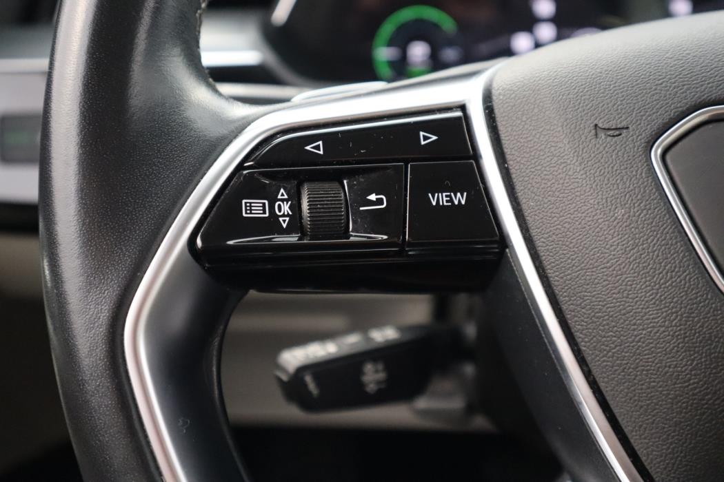 AUDI Q8 e-tron 2024