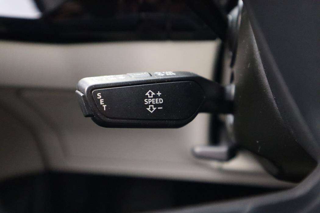 AUDI Q8 e-tron 2024