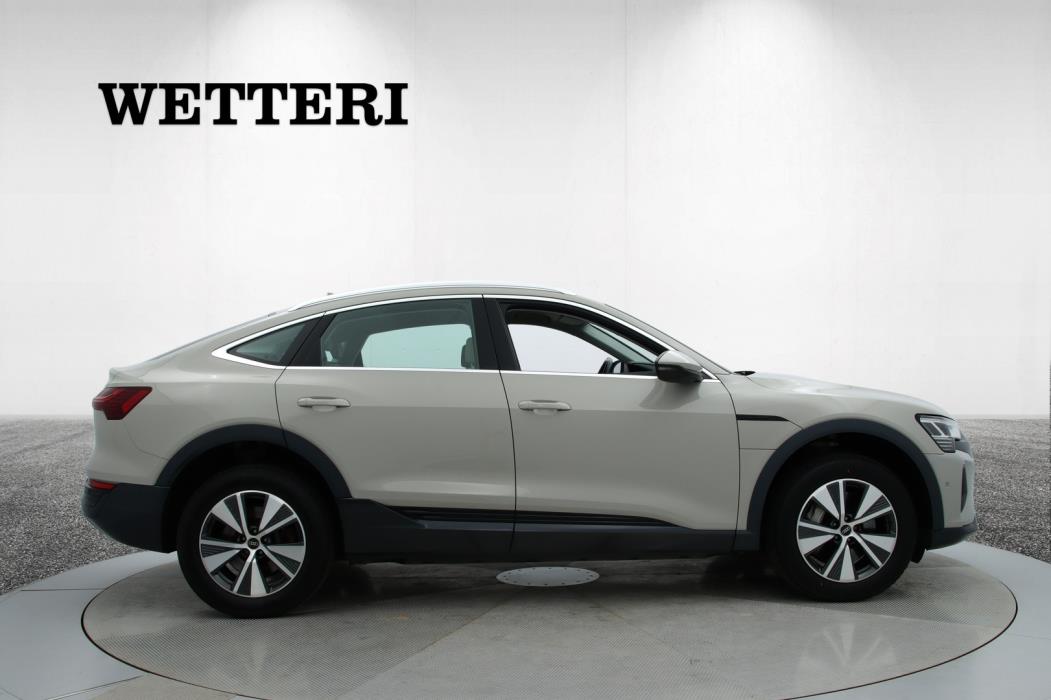 AUDI Q8 e-tron 2024