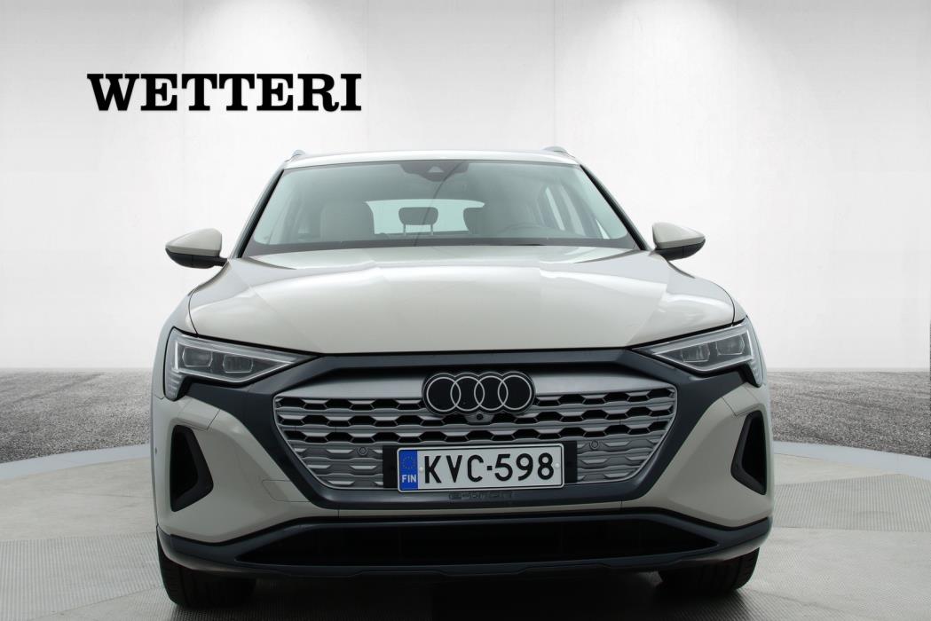 AUDI Q8 e-tron 2024
