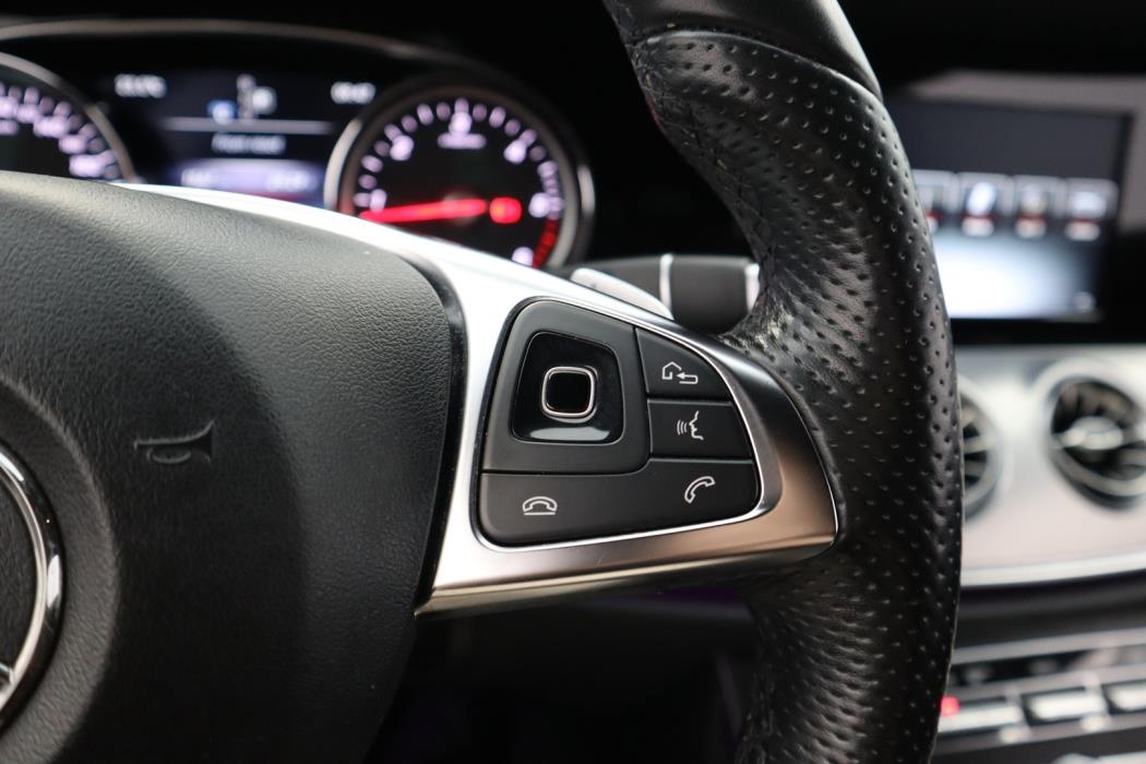 MERCEDES-BENZ E 2018