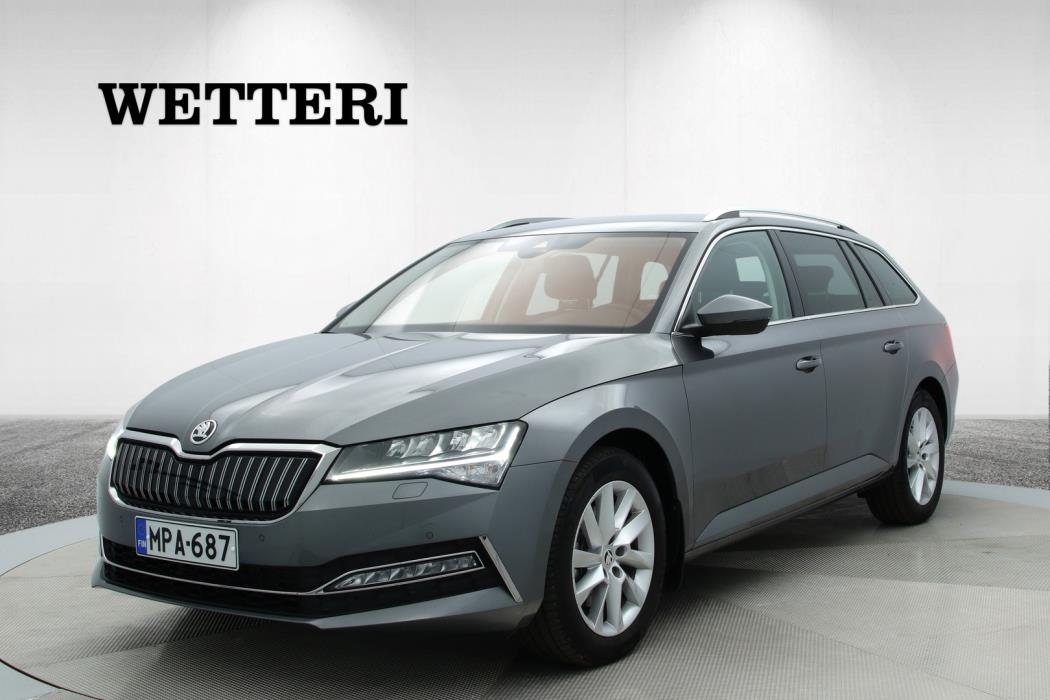 SKODA Superb 2025